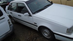 VOLVO 440  1994