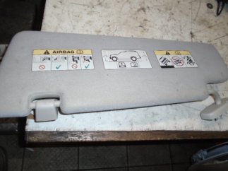 Land Rover Discovery  III (2006) Jobb oldali napellenző