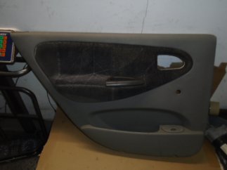 Renault Megane  Scenic I (2001) Bal hátsó ajtókárpit 