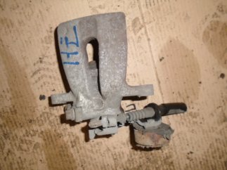 Opel Astra G (2000) Jobb hátsó féknyereg