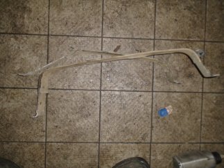 Opel Astra G (2002) Üzemanyag tartály rögzítő szalag