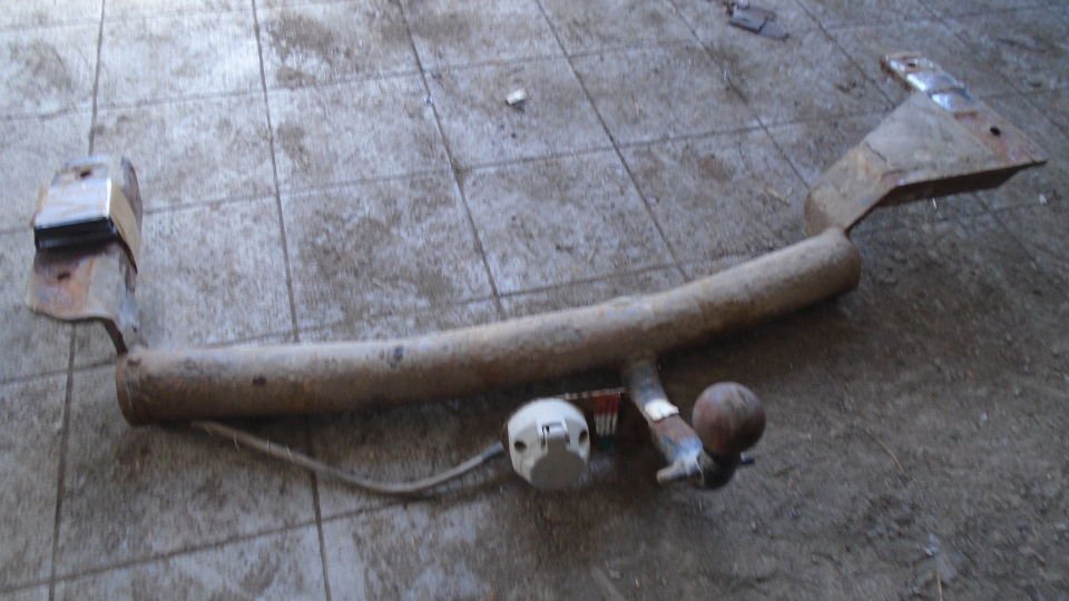 Suzuki Swift (2000) Towing hook Jászautó Centrum Vonóhorog