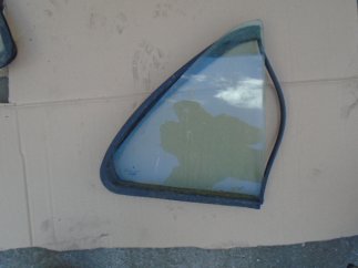 Suzuki Swift (1995) Jobb hátsó fix ajtóüveg