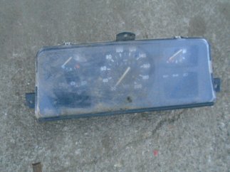 Opel Corsa A (1992)  Óracsoport (kilóméteróra)