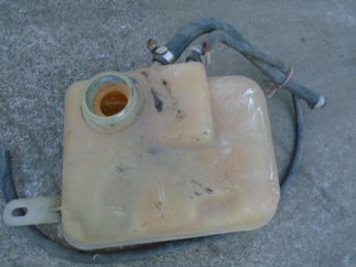Opel Corsa A (1990) Hűtővíz kiegyenlítő tartály