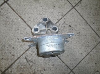 Opel Astra G (2002) Motortartó bak