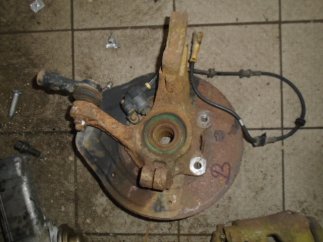 Opel Vectra B (1999) Bal első csonkállvány kerékaggyal ABS
