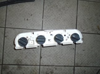 Opel Omega B (1998) Klíma vezérlő panel