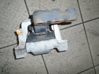 Peugeot 207 (2007) Motortartó bak