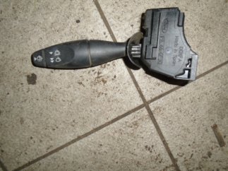 Ford Transit Connect (2004) Ablaktörlő kapcsoló