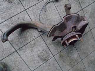 Mazda 6 S (2003) Bal első kerékagy és csonkállvány