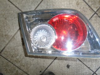 Mazda 6 S (2003) Bal hátsó belső lámpa