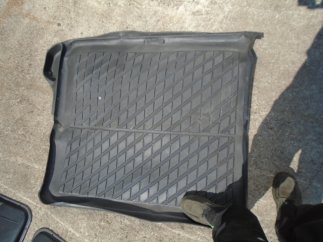 Volvo V70 II (2002) Csomagtér gumiszőnyeg
