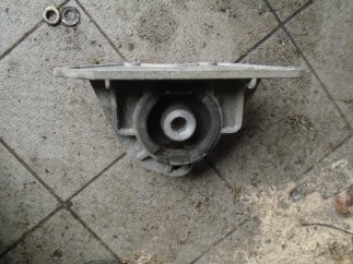 Fiat Punto II (2001) Motortartó bak 1