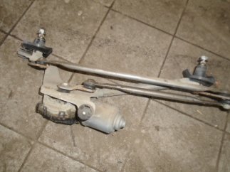 Toyota Yaris (2007) Ablaktörlő szerkezet motorral