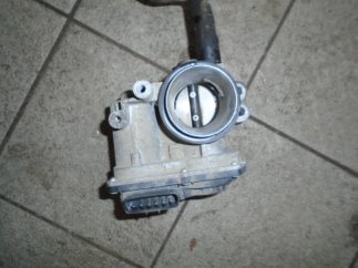 Toyota Yaris (2007) Fojtószelep