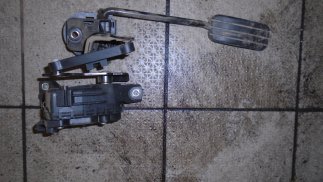 Renault Clio II (2003) Gázpedál elektromos