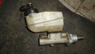 Renault Megane Break (2000) Főfékhenger tartállyal