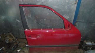 Mercedes-Benz C 180 (1997) Jobb első ajtó 