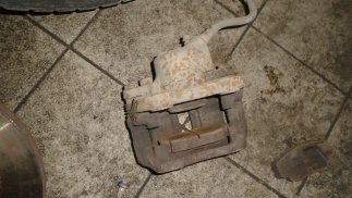 Renault Megane  (2000) Jobb első féknyereg