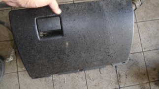 Opel Astra G (2005) Kesztyűtartó