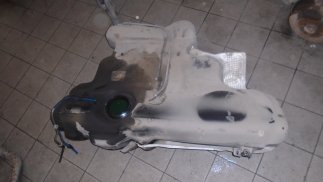 Volkswagen Golf IV (1998) Üzemanyag tartály