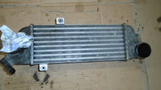 Kia Ceed I (2008) Töltőlevegő hűtő radiátor (Intercooler)