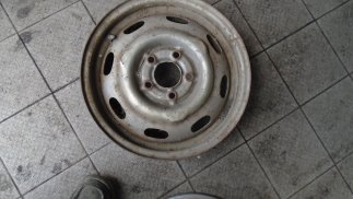 VOLVO 677100 R15 - Acél