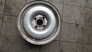 Volkswagen F13600 R13 - Acél