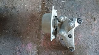 Opel Astra G (2001) Motortartó bak 1