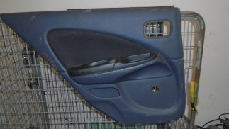 Nissan Almera  1.5 VISIA AC (2004) Bal hátsó ajtókárpit