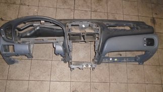 Nissan Almera  1.5 VISIA AC (2004) Műszerfal