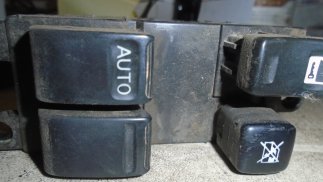 Nissan Almera  1.5 VISIA AC (2004) Ablakemelő kapcsoló bal első