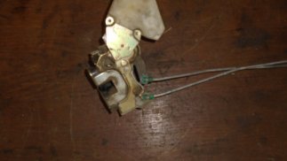 Nissan Almera  1.5 VISIA AC (2004) Bal oldali hátsó zárszerkezet + központizár