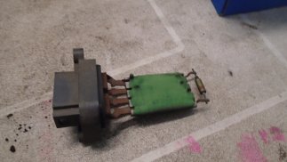 Ford Transit 280 TD (2003) Fűtő ventillátor ellenállás