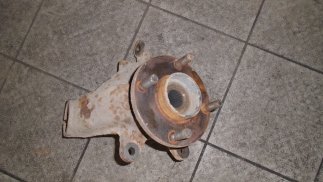 Ford Escort 1.3 KAT (1994) Jobb első csonkállvány kerékaggyal