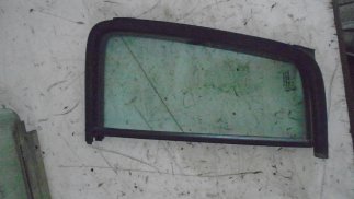 Suzuki Swift III (2005) Bal hátsó fix ajtóküveg