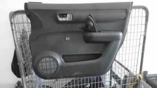 Suzuki Swift III (2005) Jobb első ajtókárpit