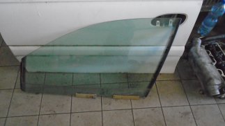 Opel Omega B (1999) Bal első ajtóüveg