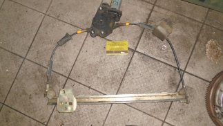 Fiat Seicento  1.1 Sporting (1999) Ablakemelő szerkezet motorral, bal első