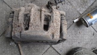 Ford Transit 280 TD (2001) Bal első féknyereg