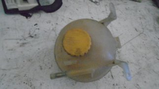 Opel Corsa B (1995) Hűtővíz kiegyenlítő tartály