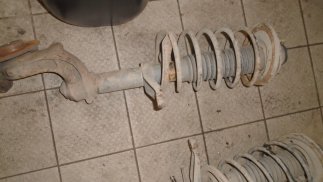 Peugeot 106 (1992) Bal első gólyaláb  + csonkállvány kerékaggyal