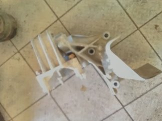 Opel Vectra B (2001) Motortartó bak 2