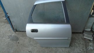 Opel Vectra B (2001) Jobb hátsó ajtó